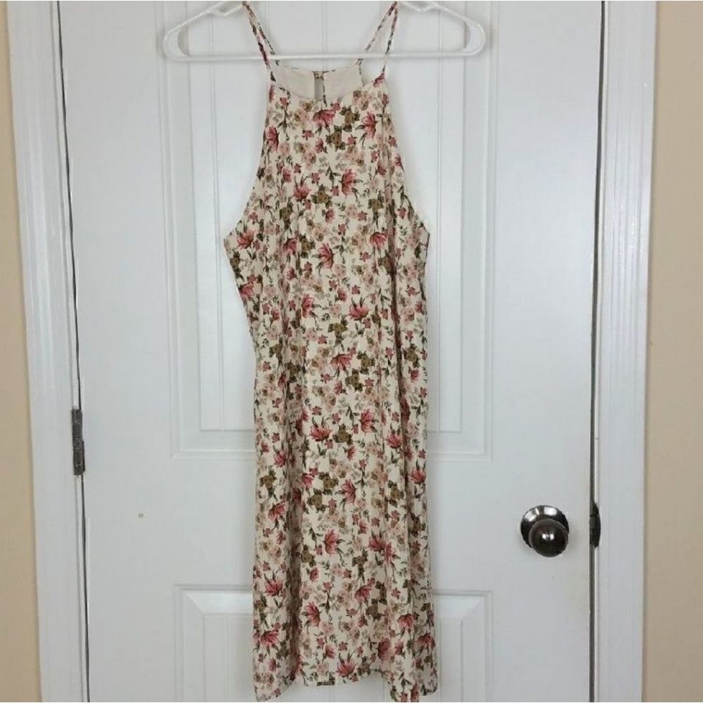 Everly by Francesca Sleeveless Floral Dress